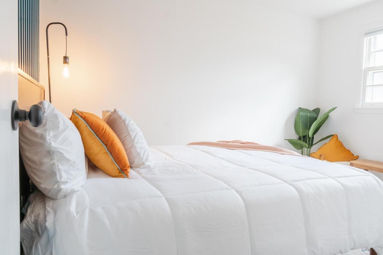 קינגסטון Retro Retreat Renovated 2Br, Desk, No Chore List! מראה חיצוני תמונה