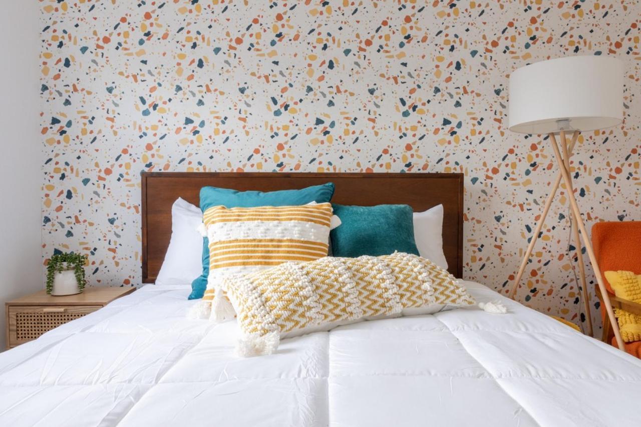 קינגסטון Retro Retreat Renovated 2Br, Desk, No Chore List! מראה חיצוני תמונה