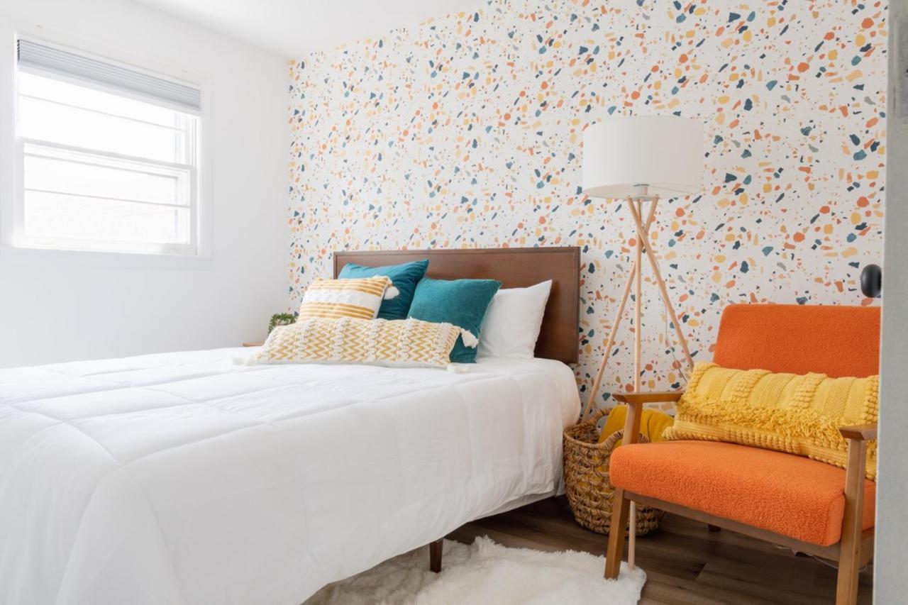 קינגסטון Retro Retreat Renovated 2Br, Desk, No Chore List! מראה חיצוני תמונה